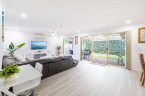 Fingal on Whitesands 1 12 Whitesands Road all on ground level with air con wifi and boat parking